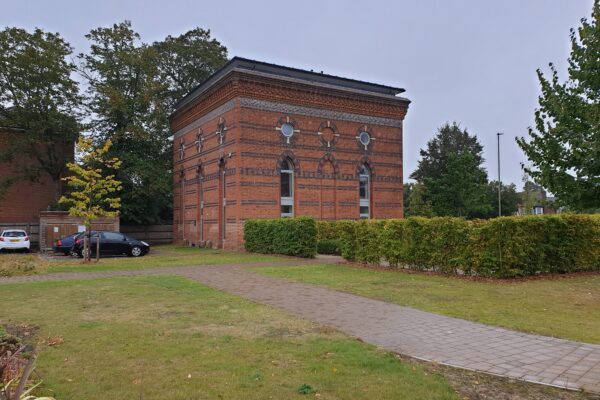 IA Reading - Bath Road Water Tower