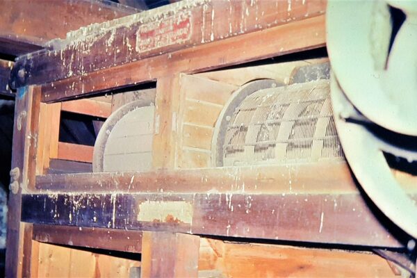 Dymore Brown Brewery 1990 DJ Grain Processor