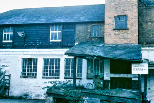 Dymore Brown Brewery - east side of brewery yard 1990 DJ