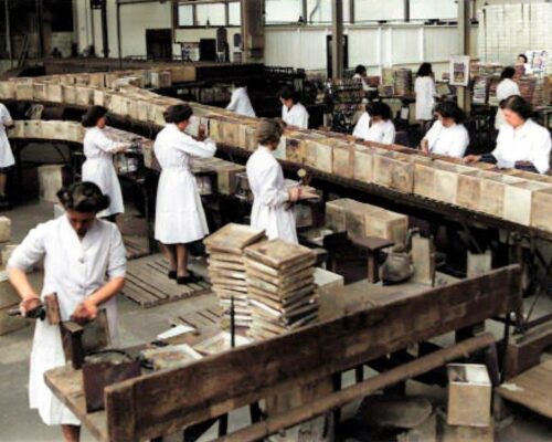 1950s - HBS - Removing bumps from tins - HP Collection-Colorized