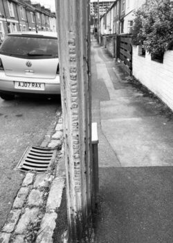 2019 - Reading Ironworks - Lamp post - Caversham
