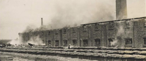 Project - Bricks - 1928 - Waterloo Kiln - Fire (S & E Collier)